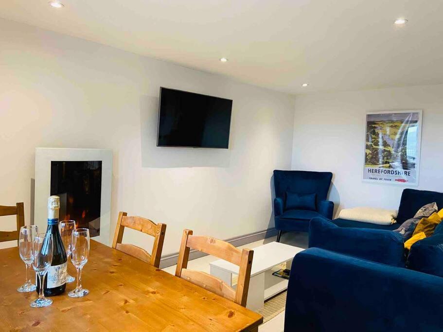 Welsh Newton Common The Cider House Holiday Cottage מראה חיצוני תמונה